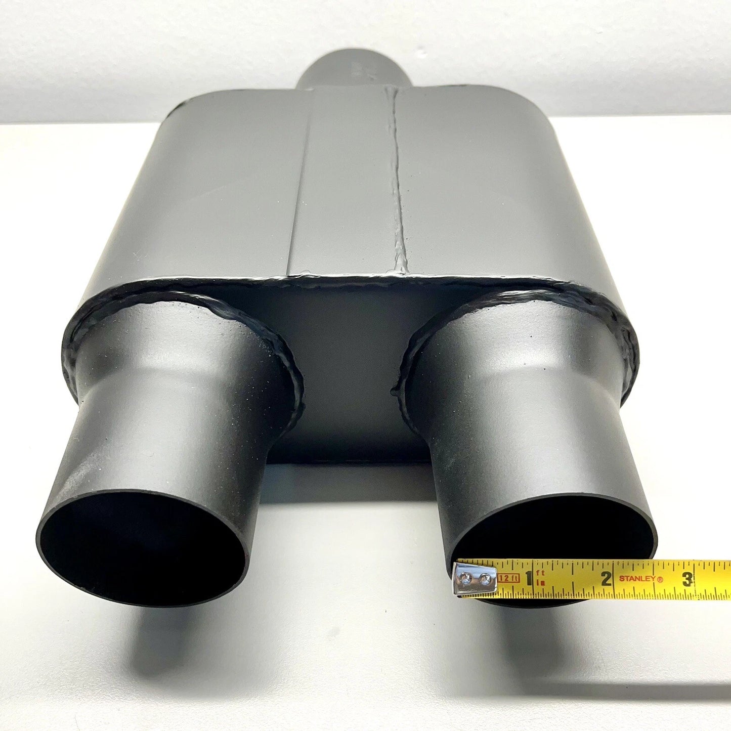 SpeedFX Performance Exhaust Muffler 3” Single Inlet w/ Dual 2.5” Outlet Shorty